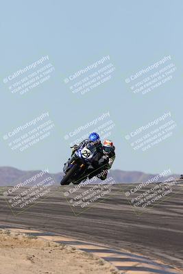 media/Dec-07-2025-CVMA (Sun) [[3e7d2de5dc]]/Race 7-Formula Lightweight Twins Shootout/